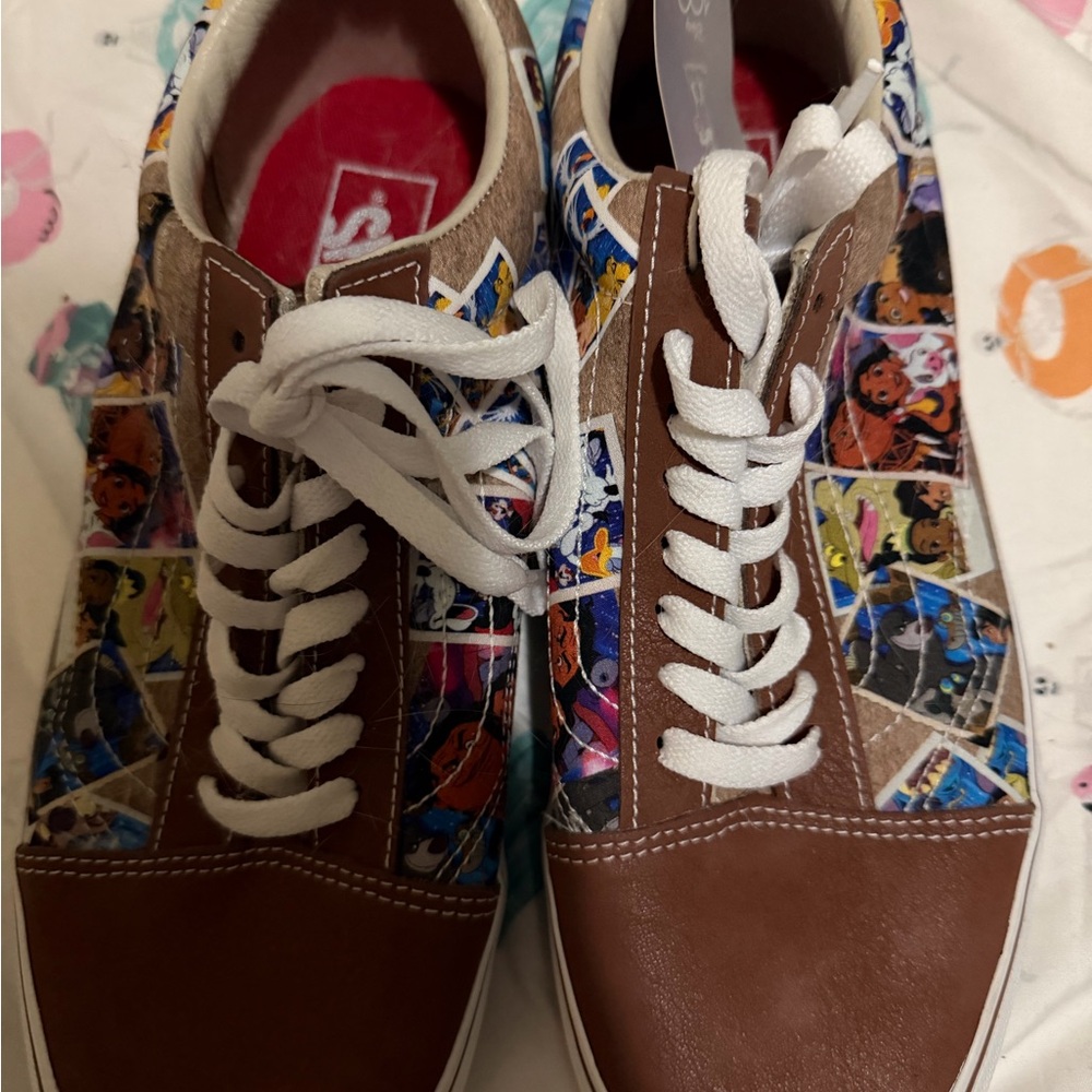 Vans Brown and Multicolor Disney 100 Old Skool Scrapbook Sneakers NWT 9M/10.5W